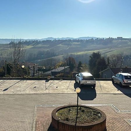 Casa Al Poggio Lägenhet Castana  Exteriör bild