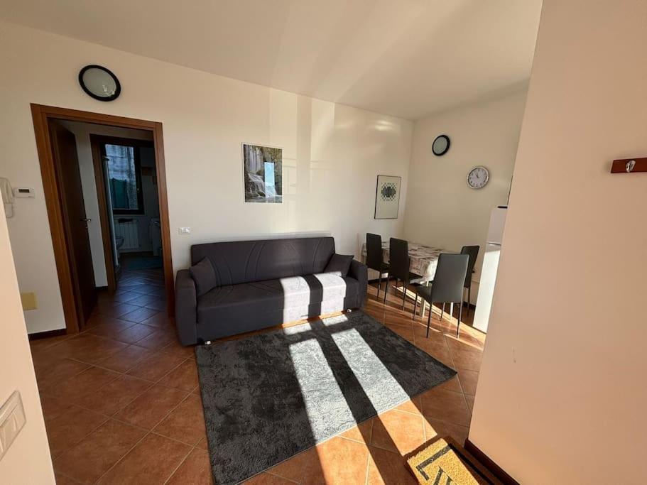 Casa Al Poggio Lägenhet Castana  Exteriör bild